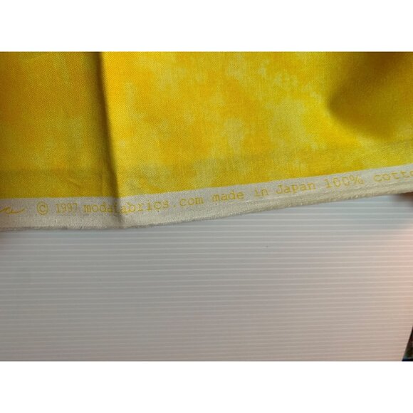 Vintage Moda Marbles Yellow Fabric 1997 100% Cotton 44" Wide 1/2 Yard Made In Ja - Picture 4 of 6